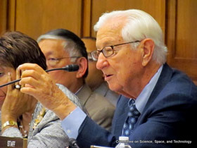 Chairman Ralph Hall addressing the witnesses (Credit: House Committee on Science, Space, and Technology)