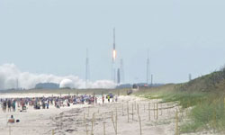 Screenshot of launch viewed from Cocoa Beach